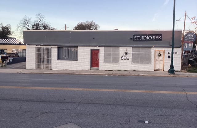 1409 E Commerce St Unit B - 1409 East Commerce Street, San Antonio, TX 78205