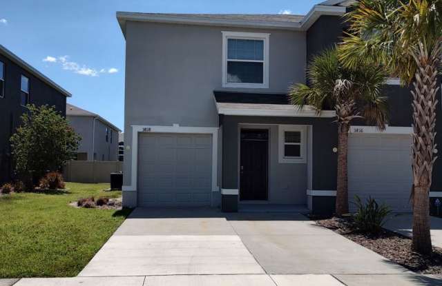 3818 Vignoble Ln