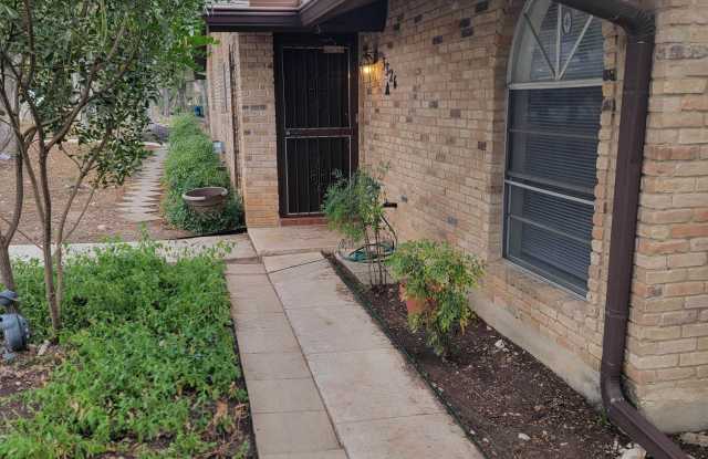 3326 Scenic Lane Unit A