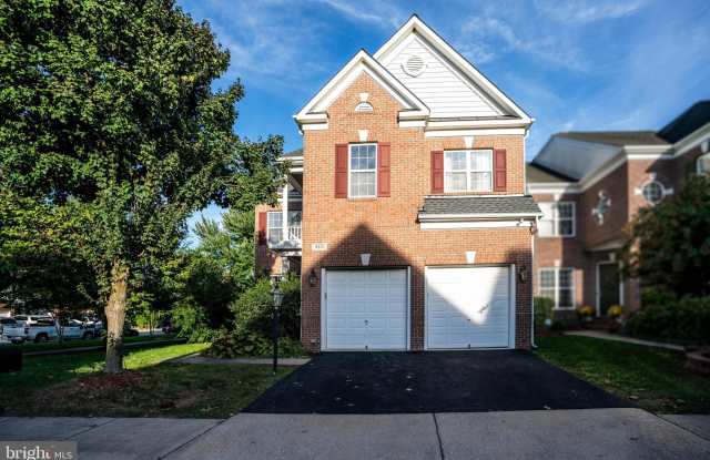 Photo of 9571 LINNETT HILL Drive