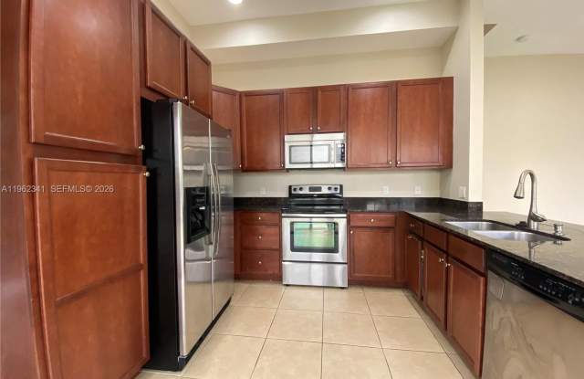 8353 NW 38th Street, Cooper City, FL 33024