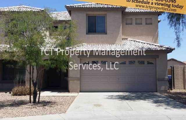 Large 3 Bed/2.5 Bath plus office AND Loft in Avondale!