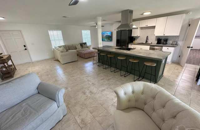 1406 Rancho Villa Dr