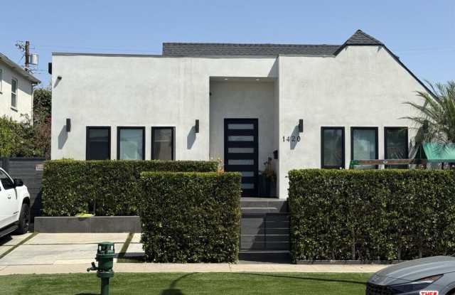 1420 Stearns Drive