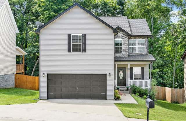 1194 Eagles Bluff Dr