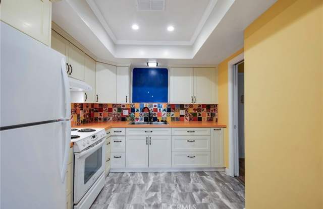 1631 S Pomona Ave Unit D26