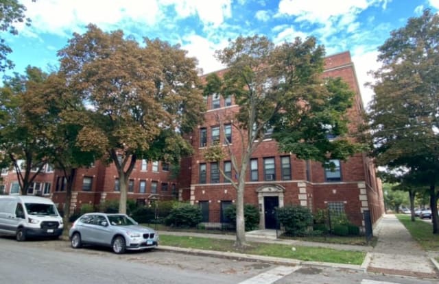 6855 S Clyde 1B - 6855 South Clyde Avenue, Chicago, IL 60649