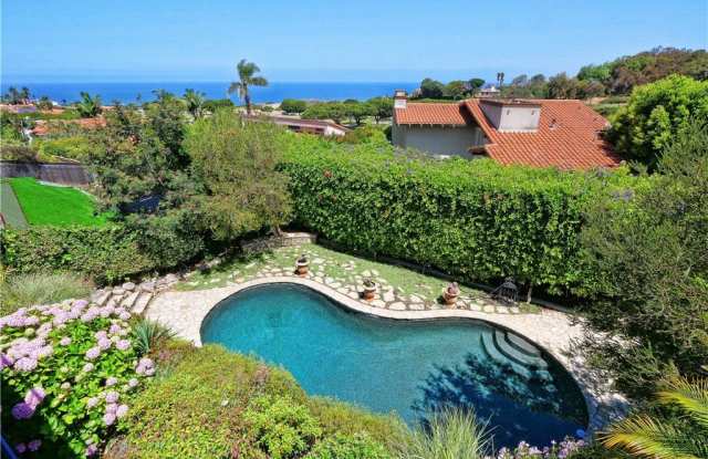 Photo of 345 Palos Verdes Drive W