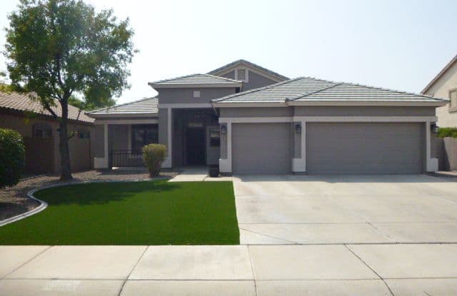 896 S Ash - 896 South Ash Street, Gilbert, AZ 85233