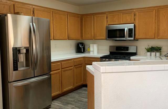3 bed, 2.5 bth, TOWNHOME in SANTEE