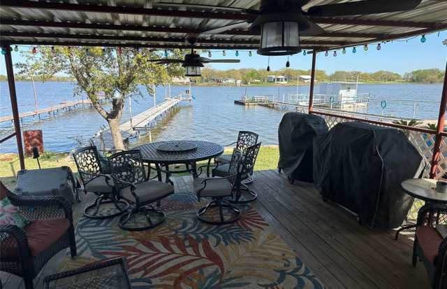 Photo of 348 Lake Loop