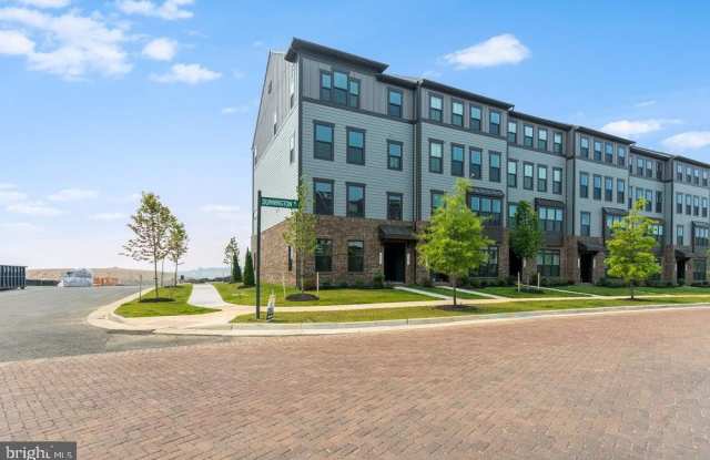 1687 DUNNINGTON PLACE