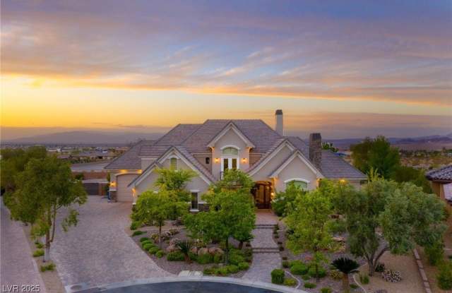 1212 Bunker Hollow Court