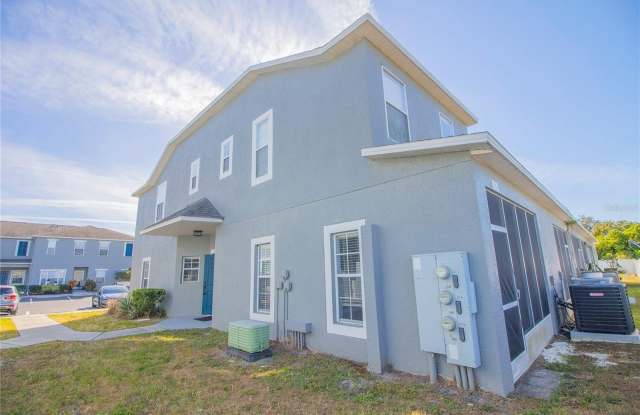 12930 KINGS CROSSING DRIVE