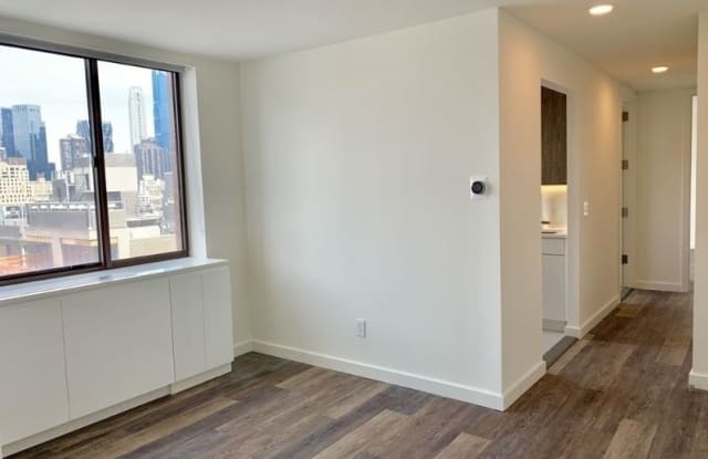 510 W 44th St - 510 West 44th Street, New York City, NY 10036