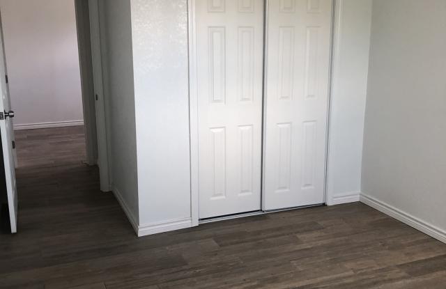 Photo of 1206 North Main Street