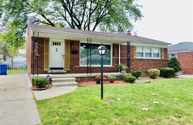 8503 KINMORE ST - 8503 Kinmore Street, Dearborn Heights, MI 48127