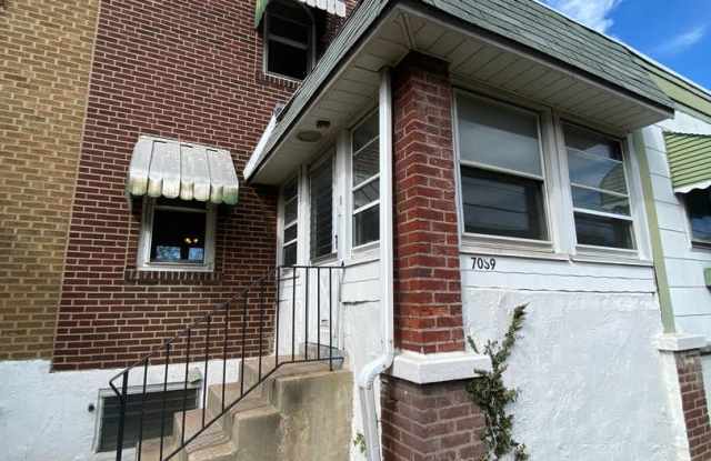 Spacious 2 Bedroom 2 Full Bath In Upper Darby - 7039 Guilford Road, Delaware County, PA 19082