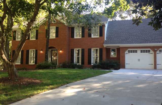 Renovated 5 bed, 2.5 bath single family home in Martins Landing of Roswell photos photos