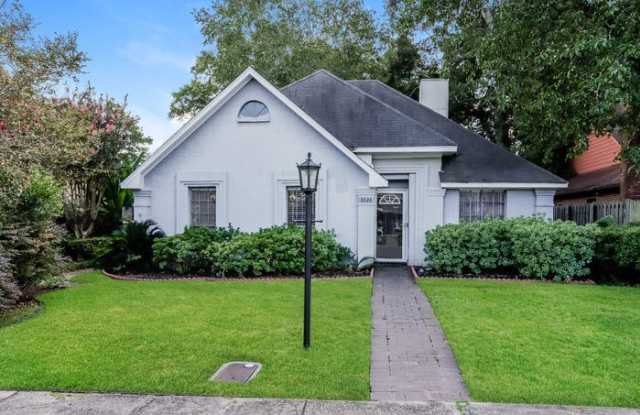3824 Elm Avenue