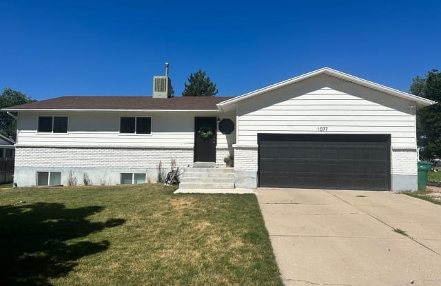 1077 Nalder St - 1077 Nalder Street, Layton, UT 84040