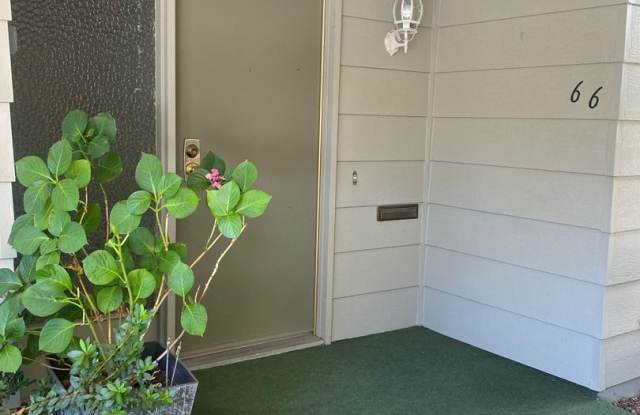 Very nice home in Oakmont - 55+Community