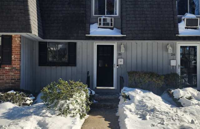 861 S Main Street unit: Apt 25