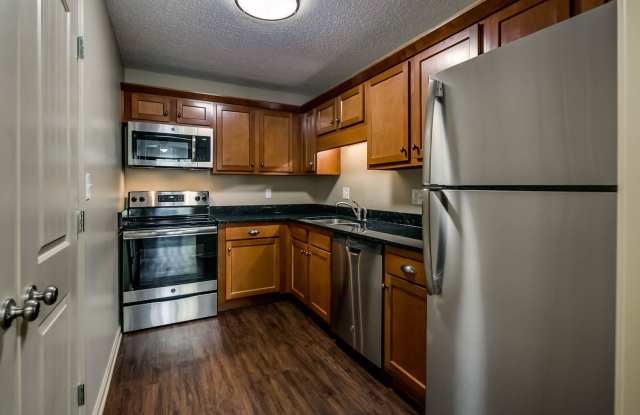 Essex Square Apartments