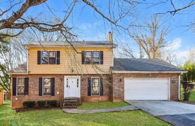 1432 Fieldgreen Overlook