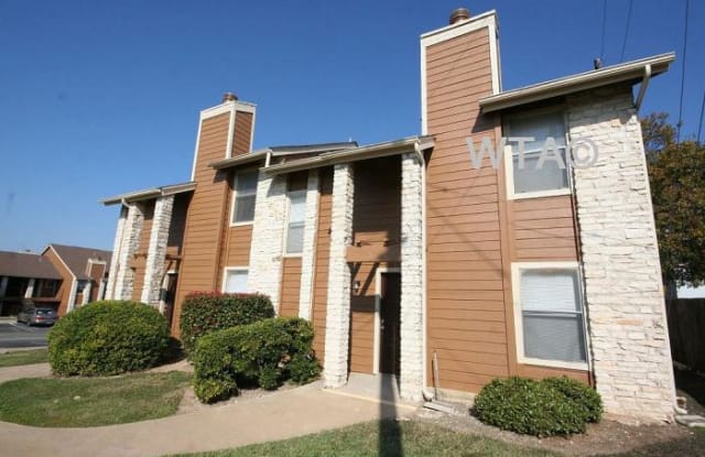 412 E. WILLIAM CANNON - 412 William Cannon Dr, Austin, TX 78745