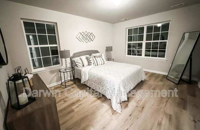 385 North Tuckahoe Road