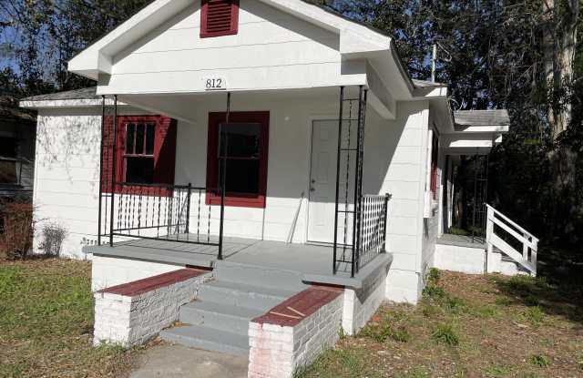 812 Winston Road
