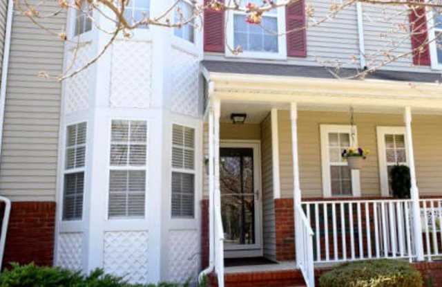 Photo of 101 Lexington Court