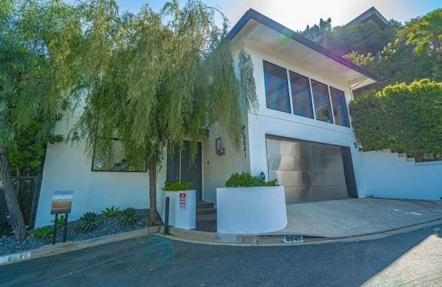 COMING SOON! 3 Bedroom Home for Rent in West Hollywood!