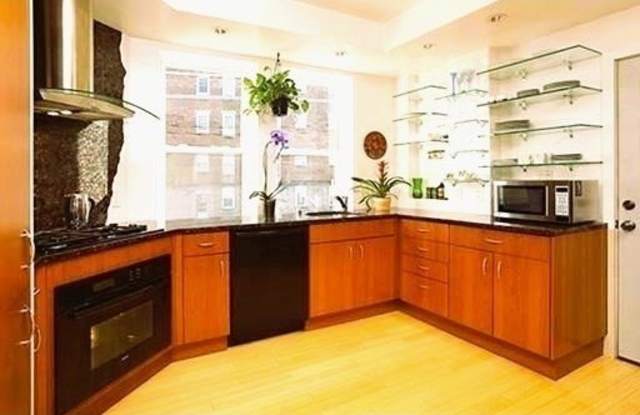 2031 Commonwealth Ave