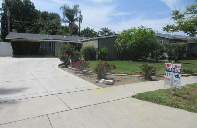 Photo of Book your appointment today for this cozy 3 BR, 1.75 BA +2 Car Garage-Winnetka Home