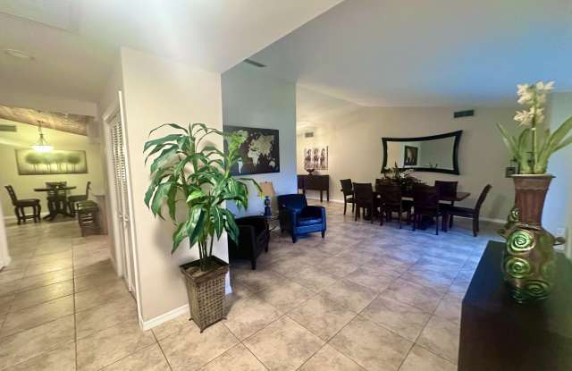 13987 Columbine Avenue