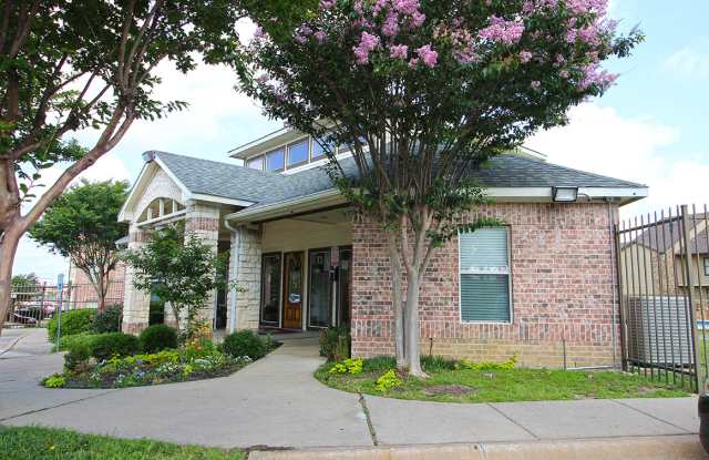 Harper Apartments