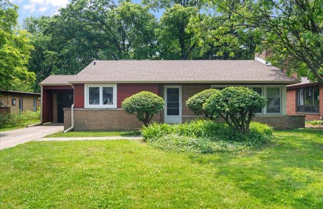 Photo of 1719 Ferndale Avenue