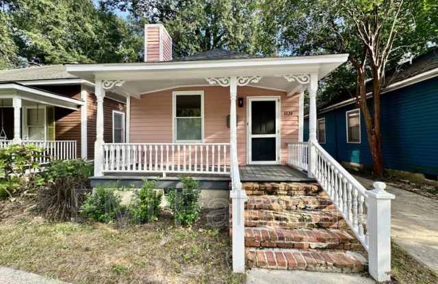 1024 Price Avenue