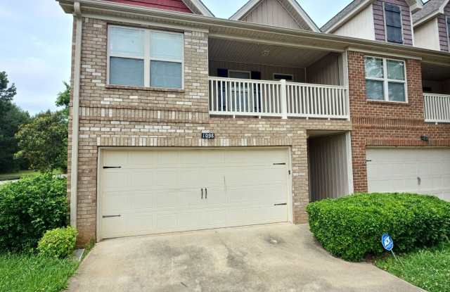 1098 McConaughy Court