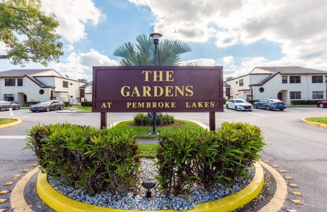 11202 Taft St - 11202 Taft St, Pembroke Pines, FL 33026