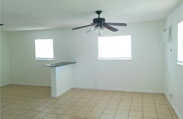 2701 Nemec Street unit: 3