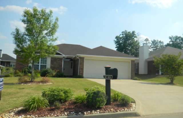 8028 Garrett Pines Dr