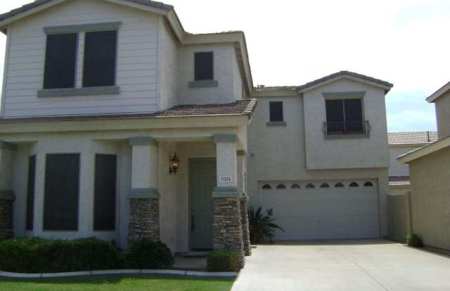 Photo of 5261 E HILTON Avenue