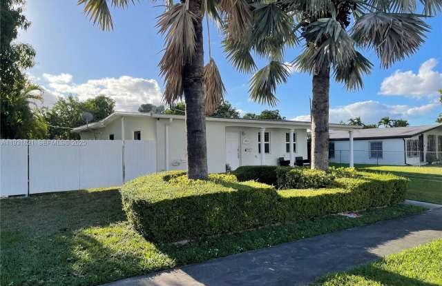 10840 Westwood Lake Dr