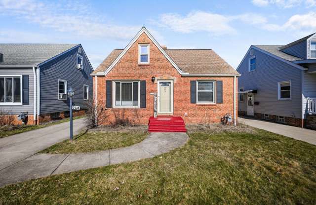 2438 Brookdale Ave - 2438 Brookdale Avenue, Parma, OH 44134