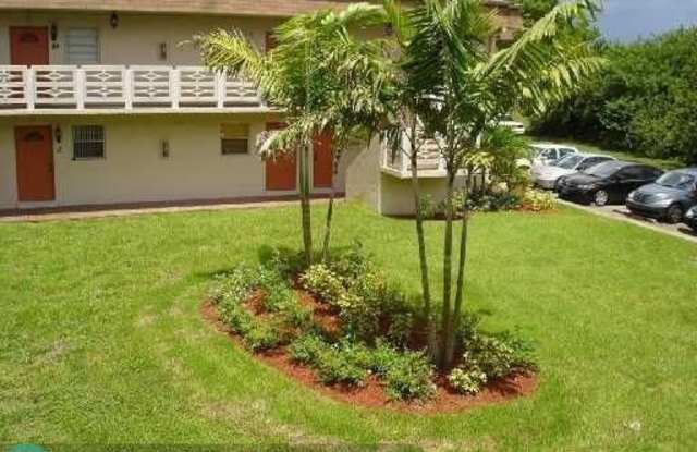 403 SW 148th Ave - 403 Southwest 148th Avenue, Pembroke Pines, FL 33027