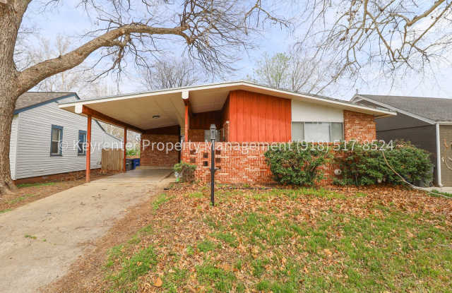 LOCATION LOCATION LOCATION!! Brookside Gem Available Immediately!