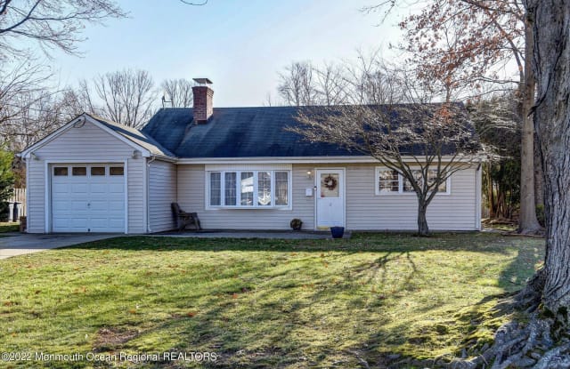 11 Taylor Road - 11 Taylor Road, Matawan, NJ 07747